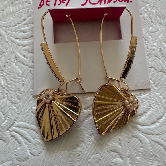 Betsey Johnson Heart Dangle Crystal Drop Earrings - Picture 2 of 3